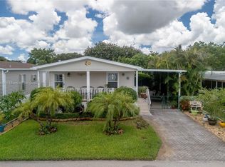 1890 SW 83rd Ter, Davie, FL 33324