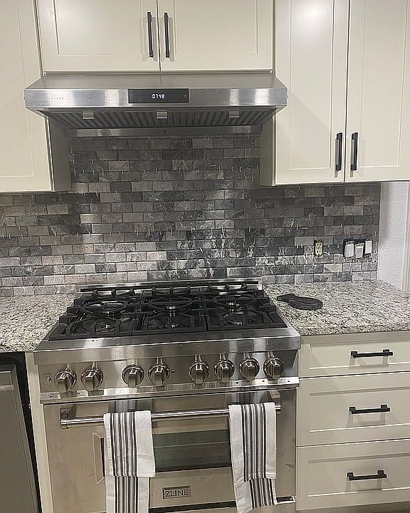 2nd image of 10605 Rampart Ln