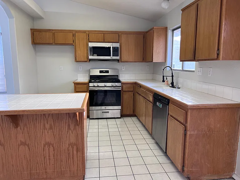 9760 Cupid Way — Photo 27