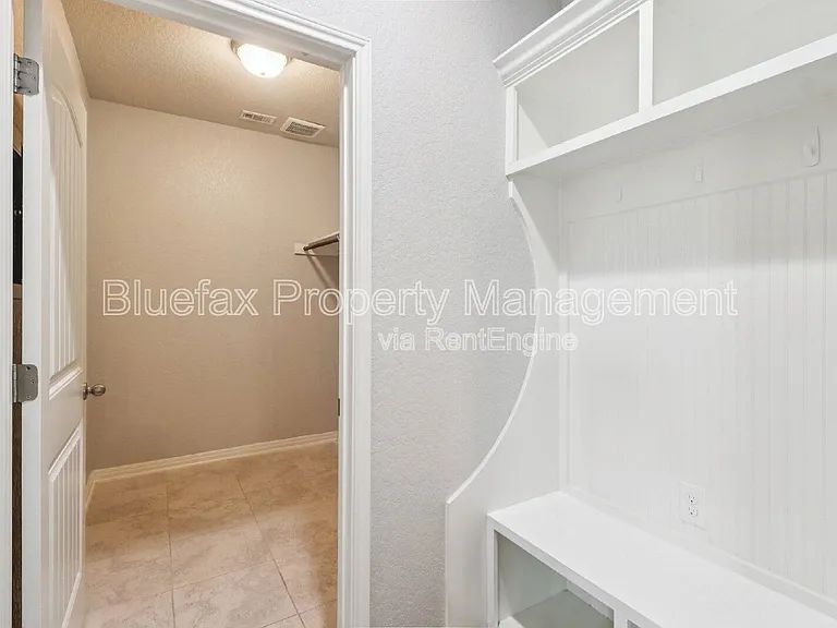 13840 Tribeca — Photo 7