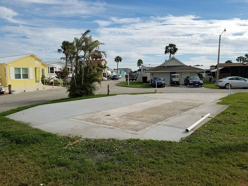 2nd image of 77 Nettles Blvd