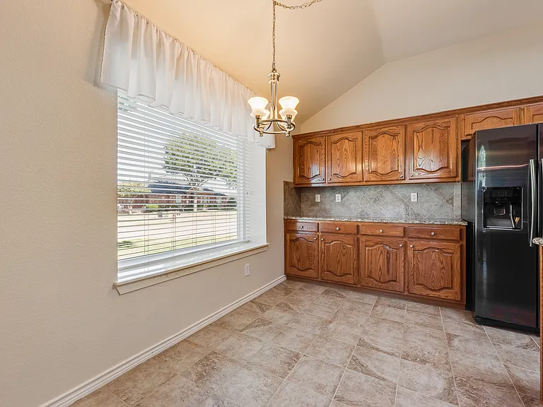 401 Idaho Ct — Photo 10
