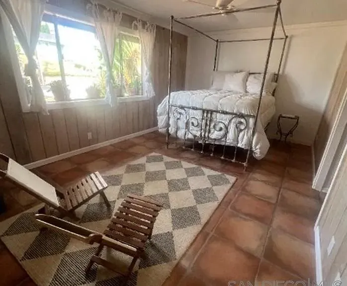 624 Schafer Pl — Photo 8