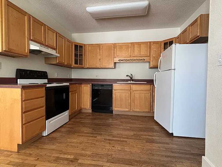 816 Washington St #1 — Photo 6