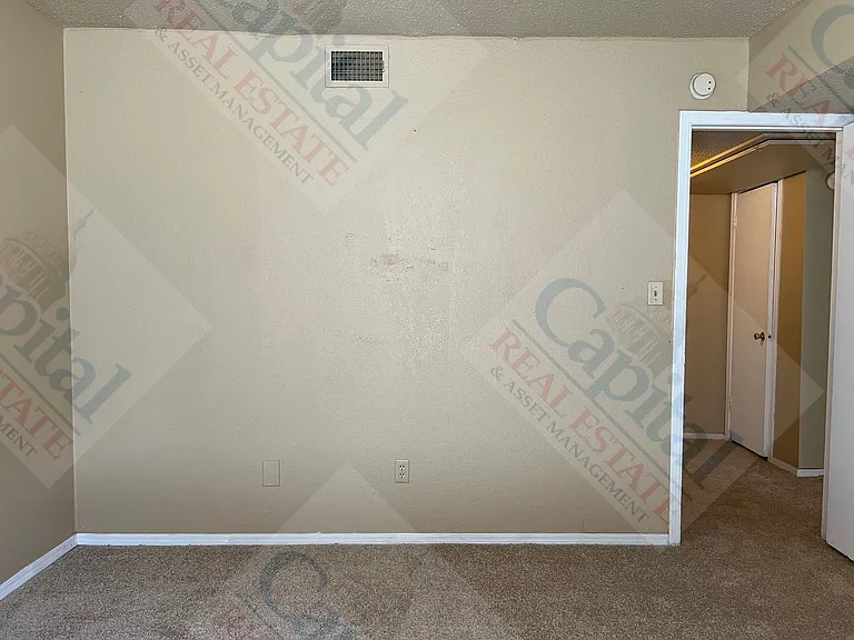 1715 E Lindsey St #2 — Photo 15