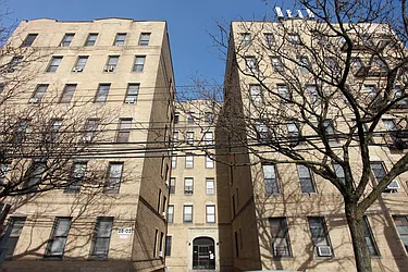 Sold by Ian Alexander Realty Group LLC