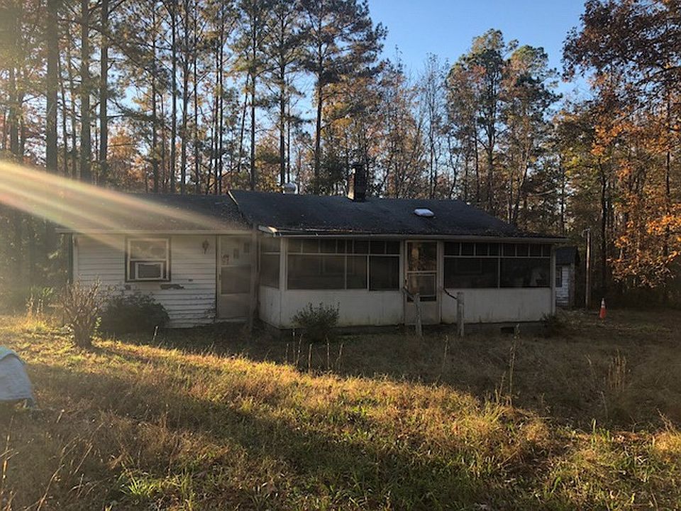 2nd image of 20712 5th St