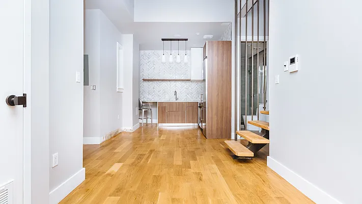 Rented by Nooklyn NYC LLC | media 5