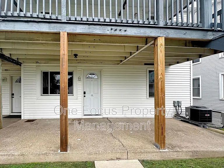 476 W Main St — Photo 8