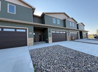 4011 Crossing St SW, Minot, ND 58701