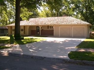 5 W 109th Ter, Kansas City, MO 64114
