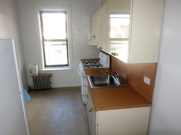 3rd image of 9912 4th Ave #36