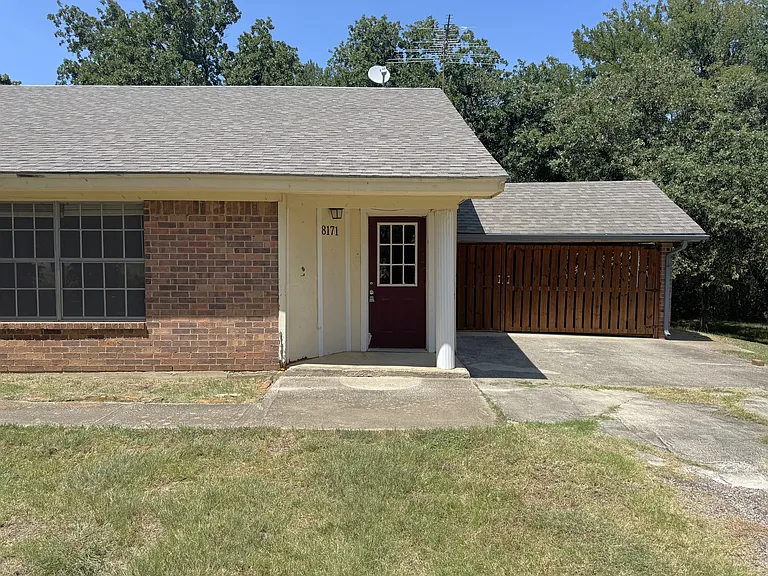 8171 E McKinney St #8171 — Photo 3