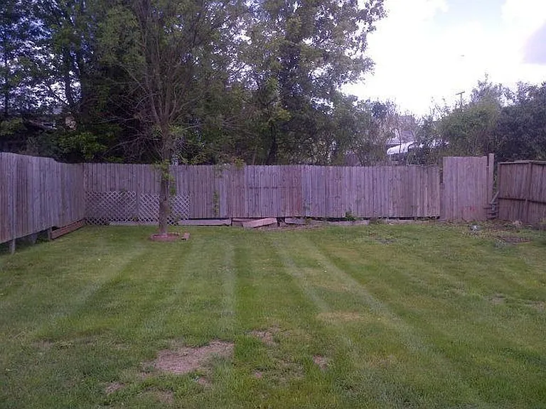 113 Stanley St — Photo 2