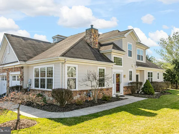 126 Copperfield Dr, Lawrence Township, NJ 08648