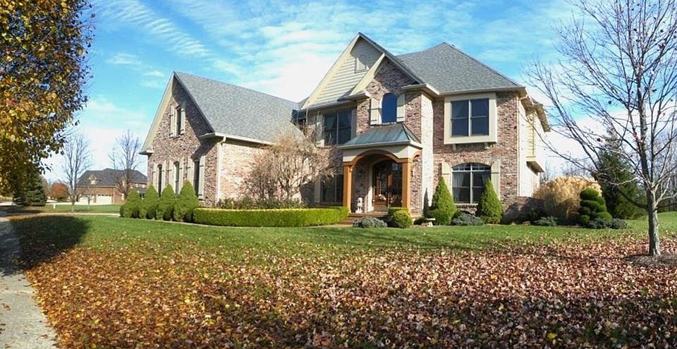 1st image of 2067 Woodcreek Dr