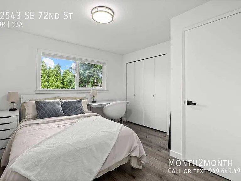12543 SE 72nd St — Photo 21