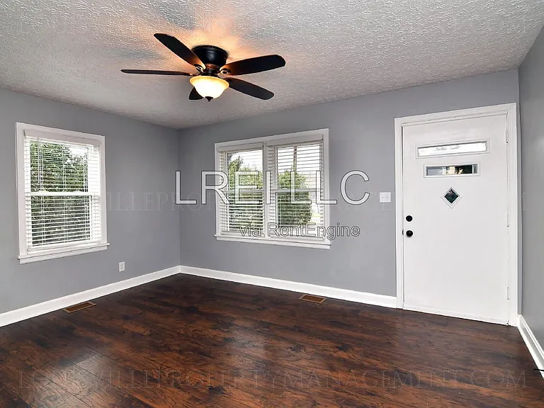 10815 Alberta Dr — Photo 2
