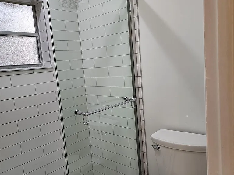 5140 SW 40th Ave #26C — Photo 7