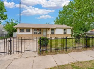1301 E Gidley St, Wichita, KS 67216