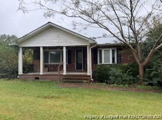 599 Haws Run Rd, Jacksonville, NC 28540