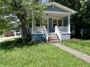 826 W Vine St, Champaign, IL