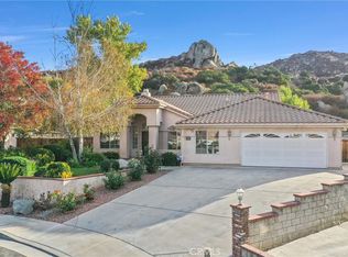 1385 Jones St, Hemet, CA 92543