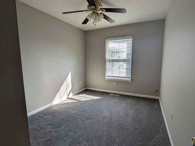 2705 Trailwood Ln — Photo 9