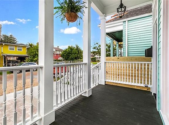 5th image of 1826 6th St