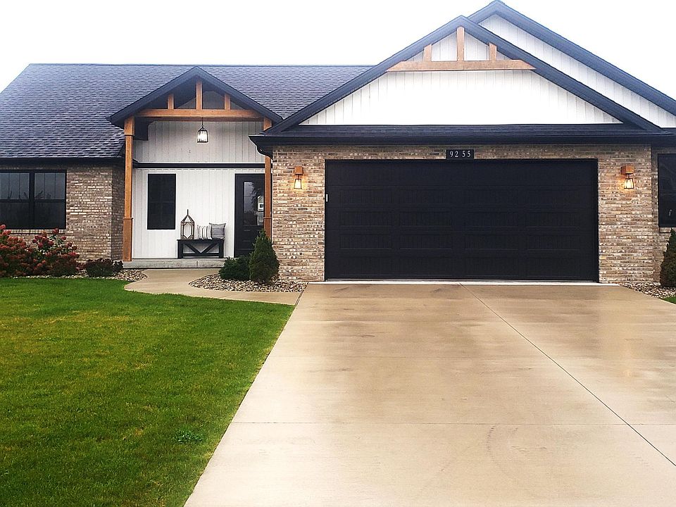 1st image of 9255 Brook Hollow Ln