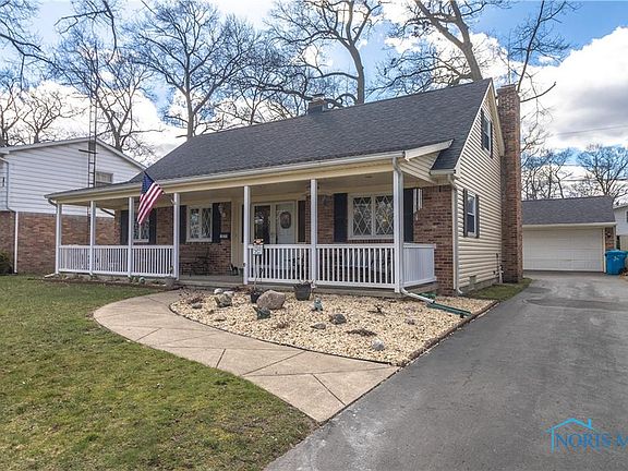 3rd image of 4839 Oak Glen Dr