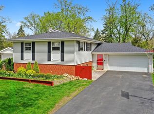 321 Herman St, Crete, IL 60417