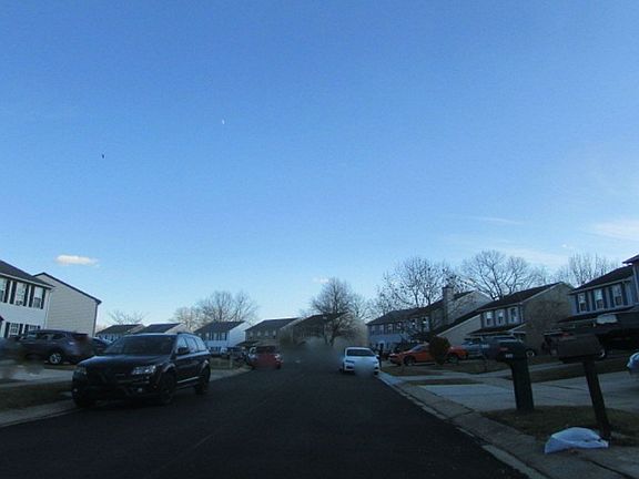 5th image of 326 Winterberry Dr
