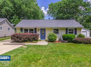 906 N Fell Ave, Normal, IL 61761