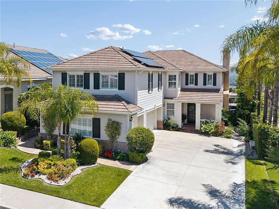 1st image of 26058 Baldwin Pl