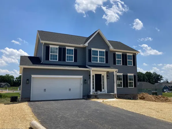 510 Ripple Dr #50, Hanover, PA 17331