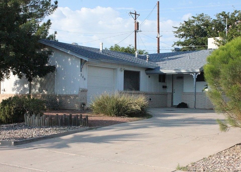 1st image of 240 Vista Bonita St
