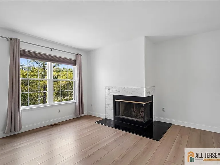 1 Brookline Ct #C — Photo 18