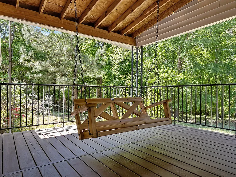 290 Thomas Cash Rd — Photo 15