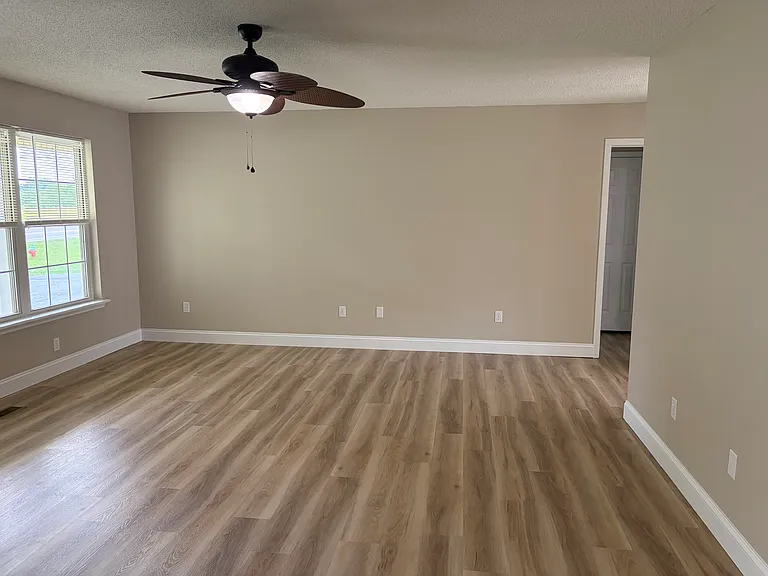 23 Highland Dr — Photo 8