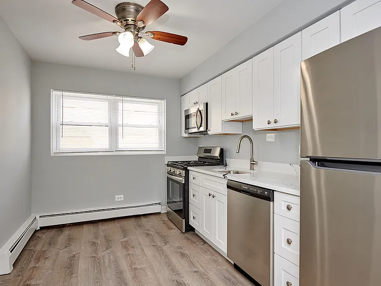 416 Laurel Ave #1 — Photo 3