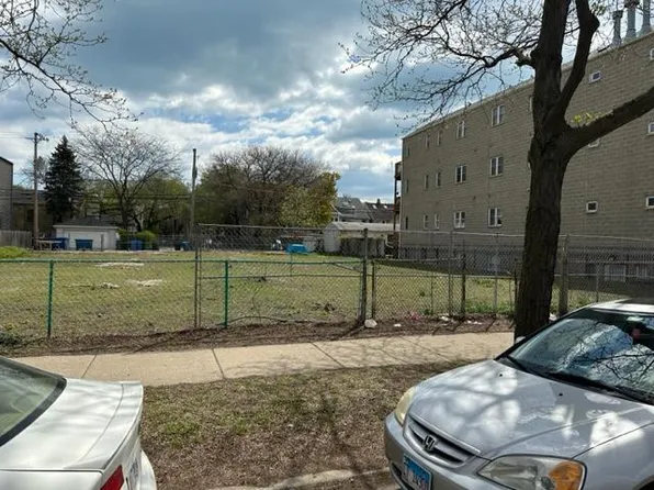 4443 N Ashland Ave, Chicago, IL 60640