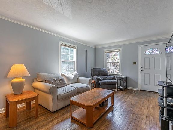 3rd image of 14412 Birchwood Ave