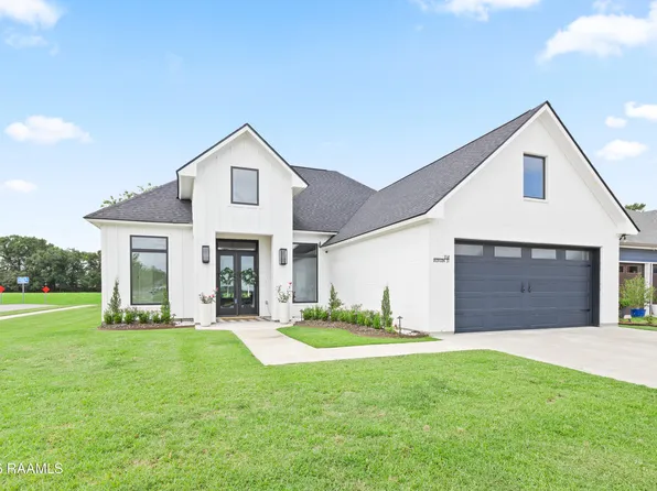 114 Redfern St, Lafayette, LA 70508