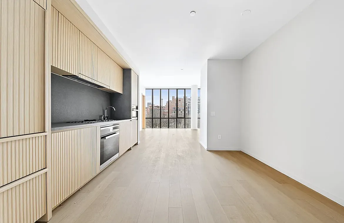 565 Broome Street — Photo 2