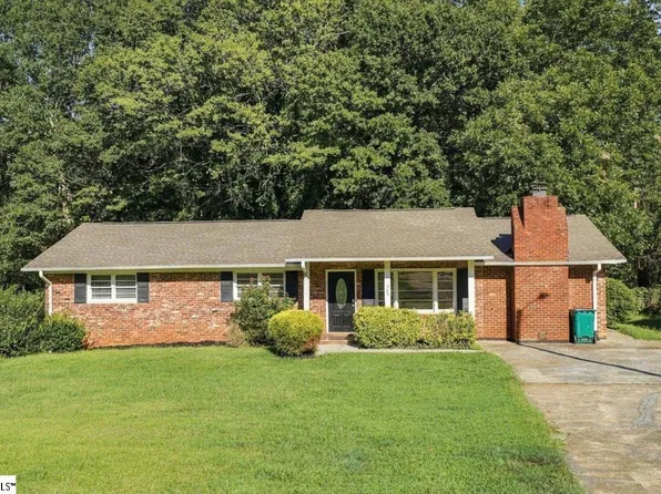 505 Arkwright Dr, Spartanburg, SC 29306