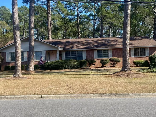 156 Alabama Dr, Tifton, GA 31794