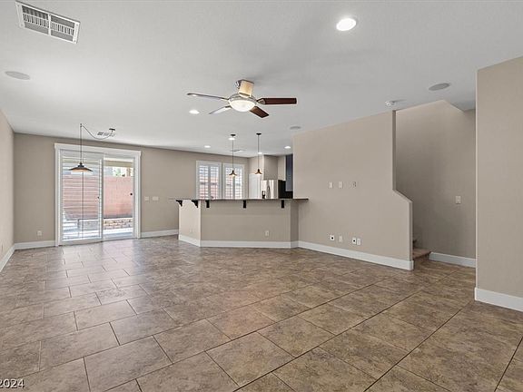 4th image of 9429 Sweetwood Ave