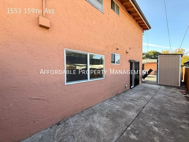 1553 159th Ave — Photo 19