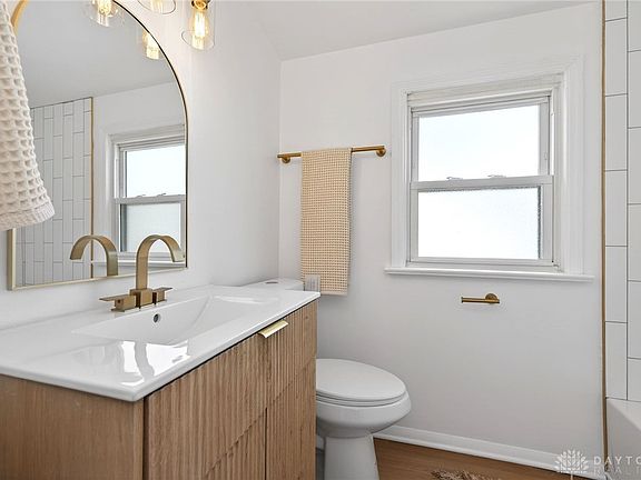 2nd image of 1243 Ridgeview Ave